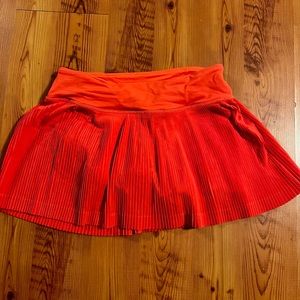 LULULEMON RUN SKIRT SIZE 4